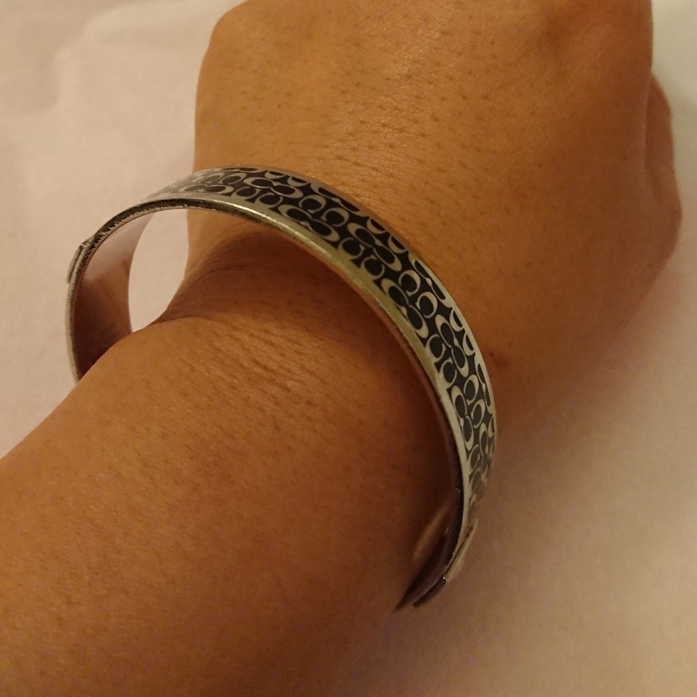 Authentic Coach Silver Tone black C Signature 1/2" Bangle Cuff Bracelet - Picture 10 of 11